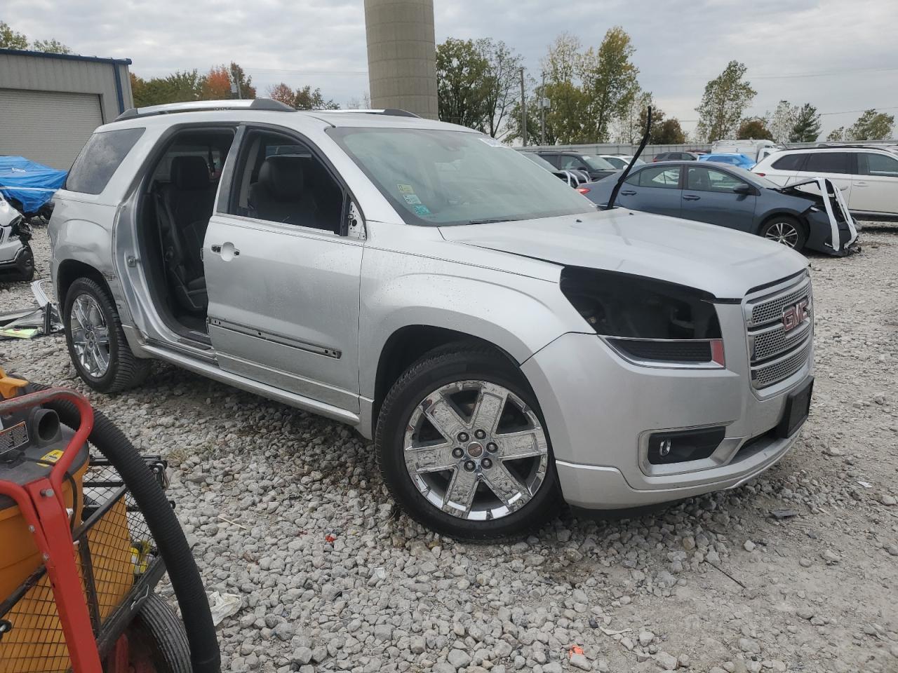 GMC ACADIA DENALI