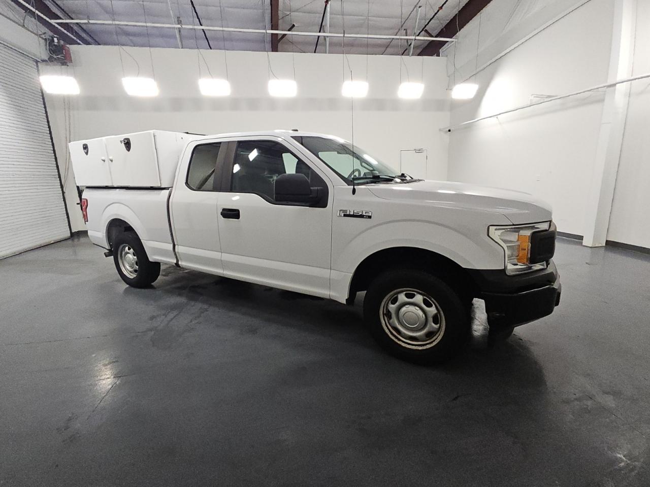 FORD F-150 SUPER CAB