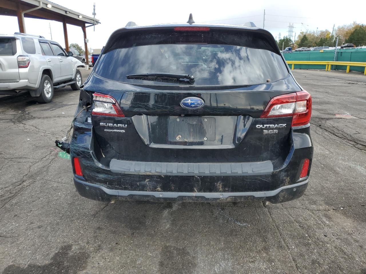 SUBARU OUTBACK TOURING