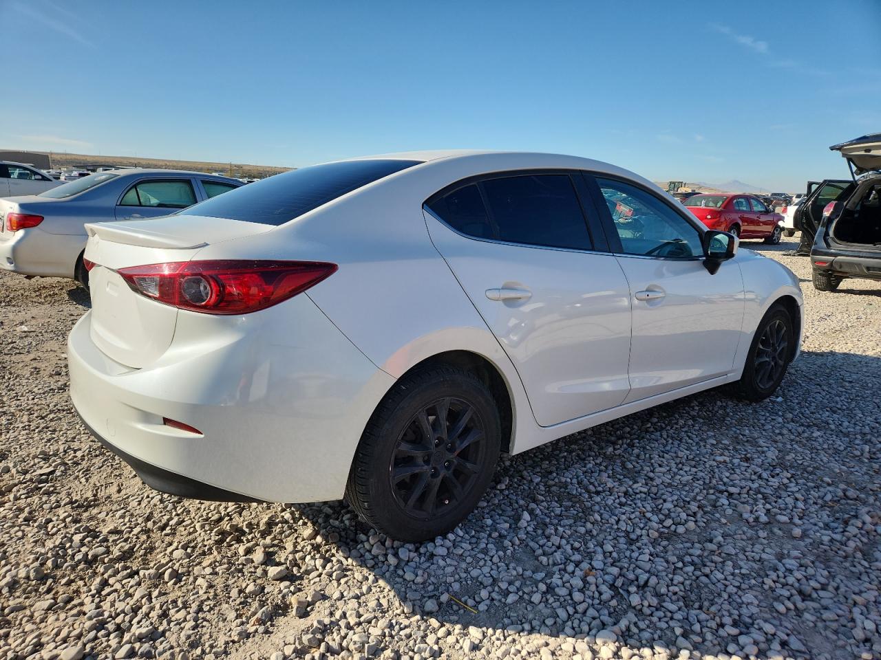 MAZDA 3 TOURING