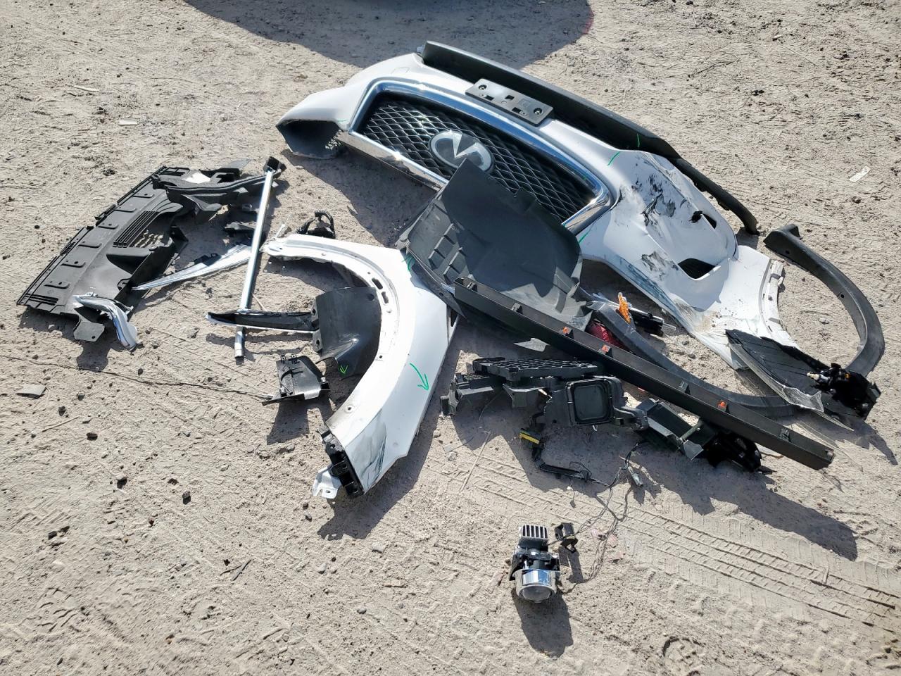 INFINITI QX50 ESSENTIAL