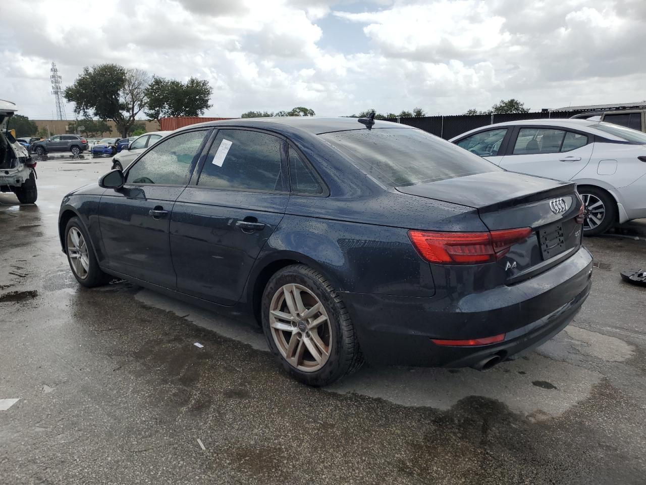 AUDI A4 PREMIUM
