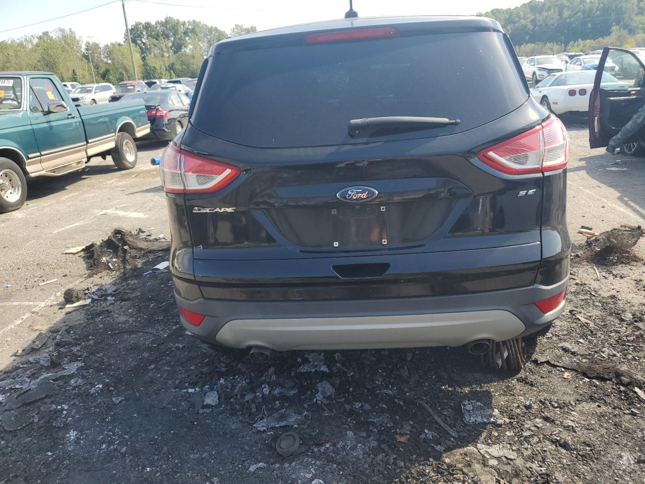 FORD ESCAPE SE