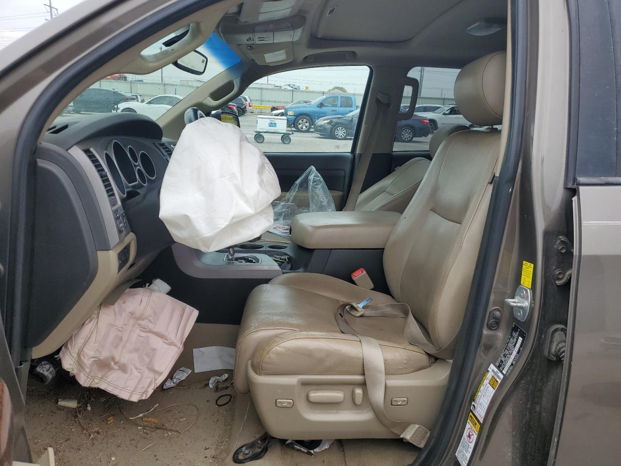 TOYOTA TUNDRA CREWMAX LIMITED