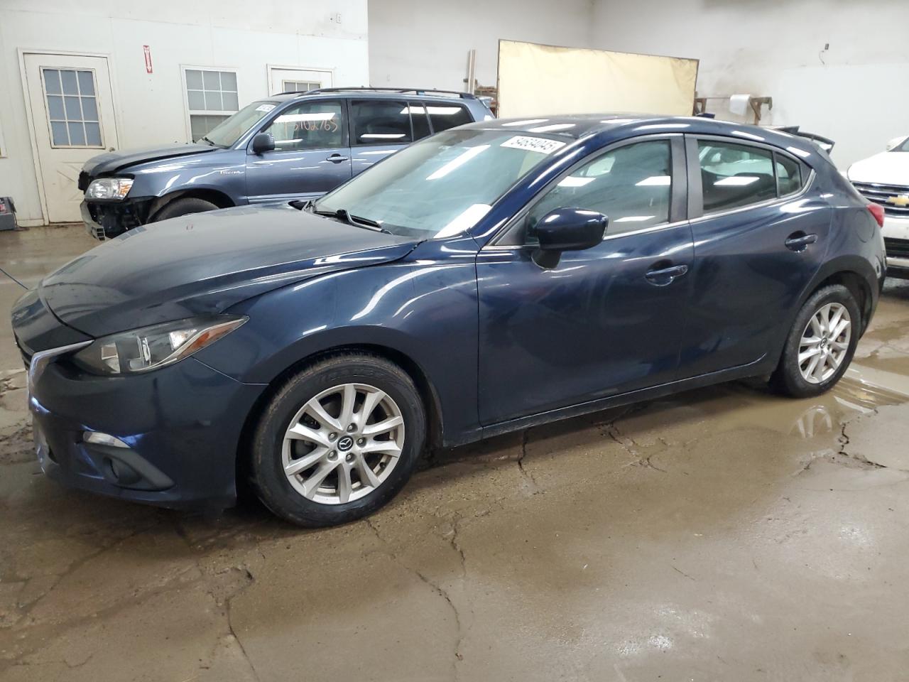 MAZDA 3 TOURING