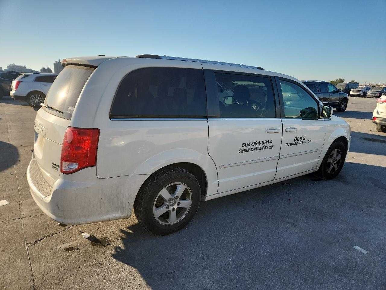 DODGE GRAND CARAVAN CREW