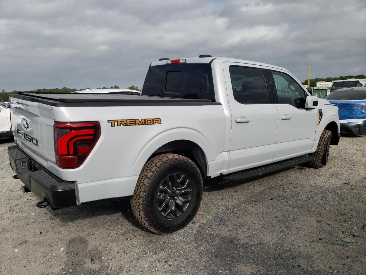 FORD F-150 TREMOR