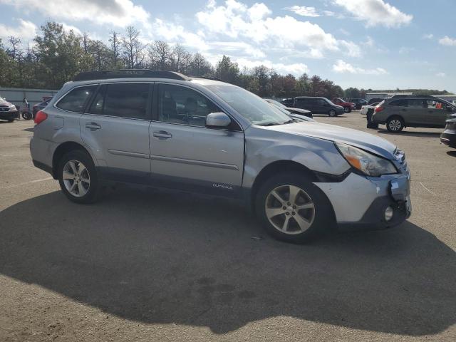 2013 SUBARU OUTBACK 2. #3302796889