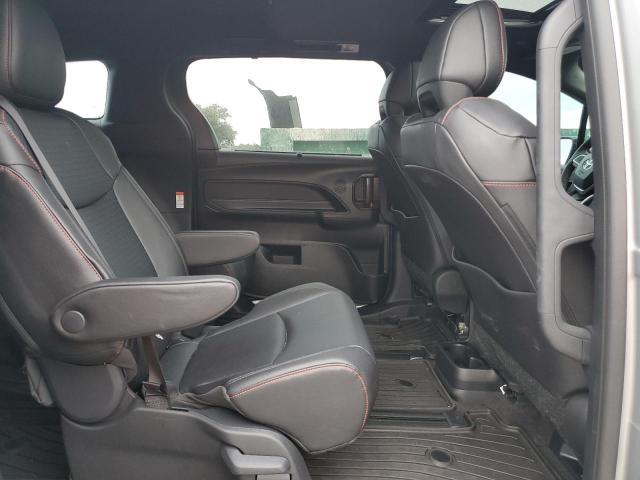 2025 TOYOTA SIENNA XSE 5TDXRKEC7SS228807