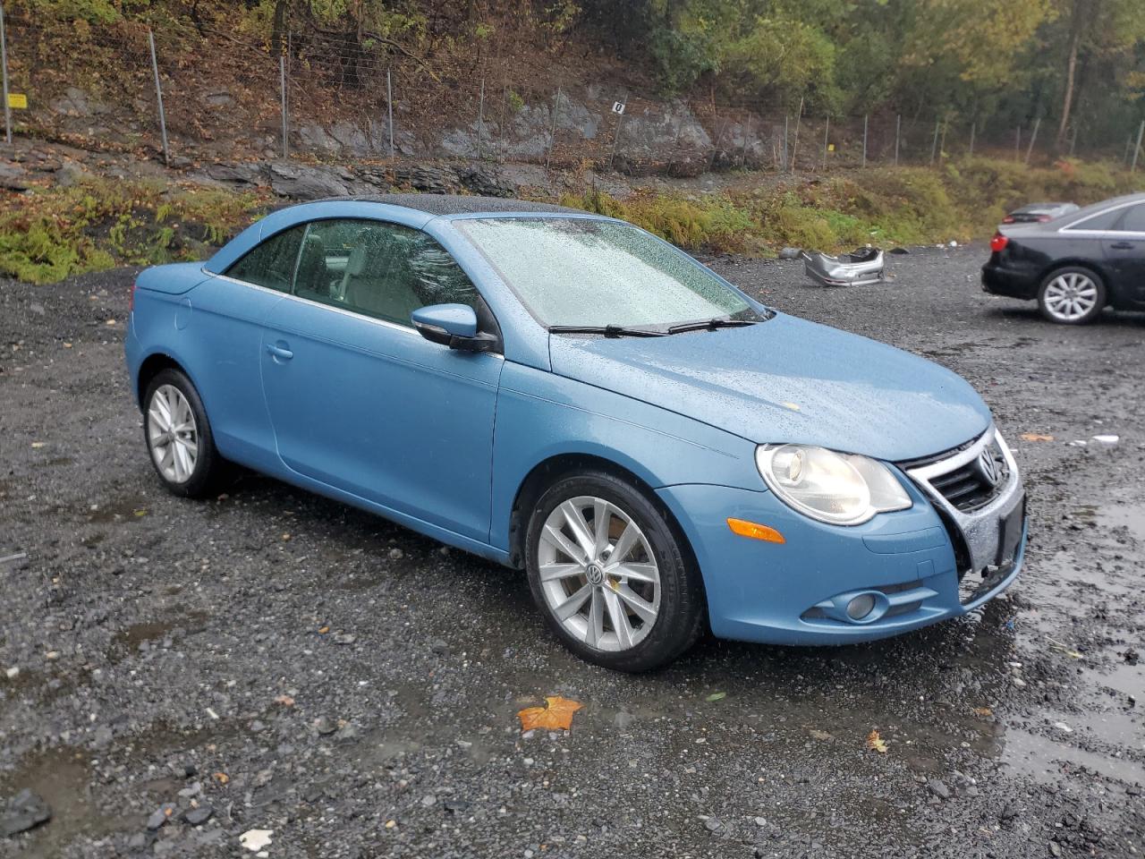 Lot #3312424628 2010 VOLKSWAGEN EOS TURBO