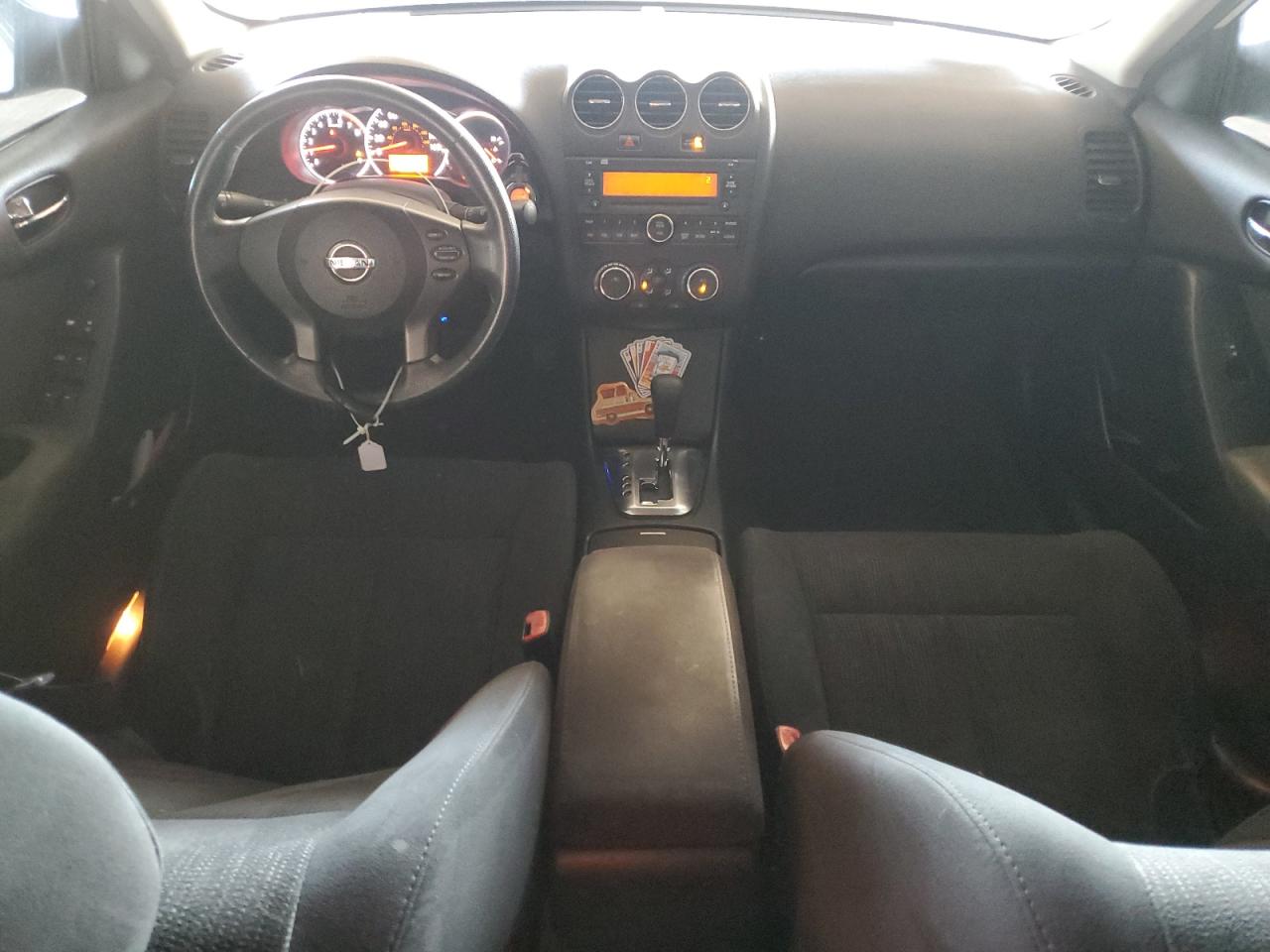 NISSAN ALTIMA BASE