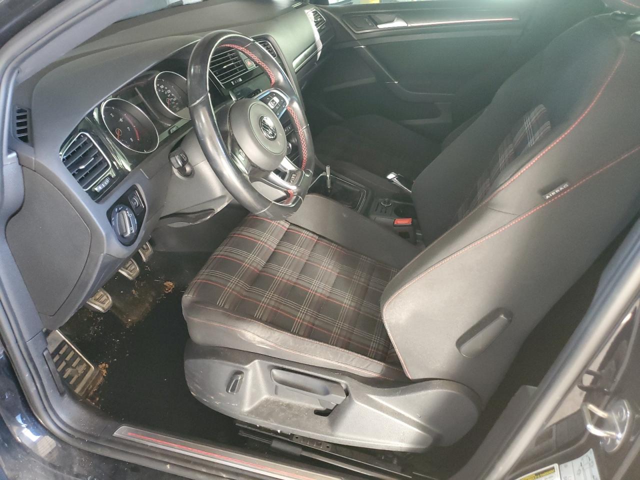 VOLKSWAGEN GOLF GTI S