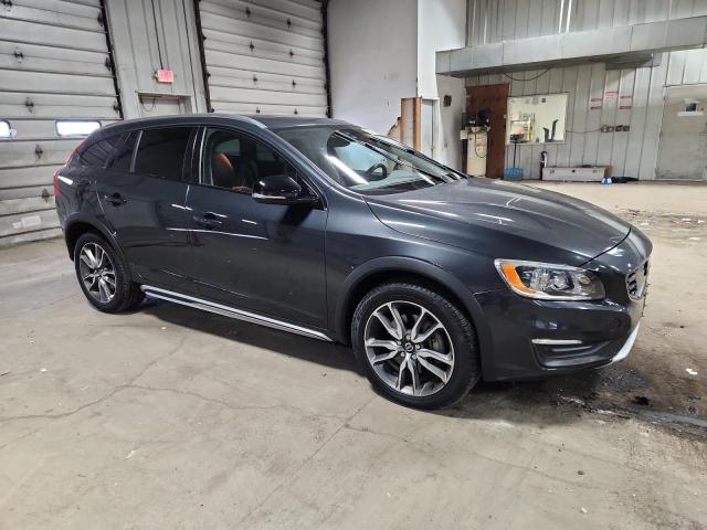 2015 VOLVO V60 CROSS - YV4612HK5F1001993