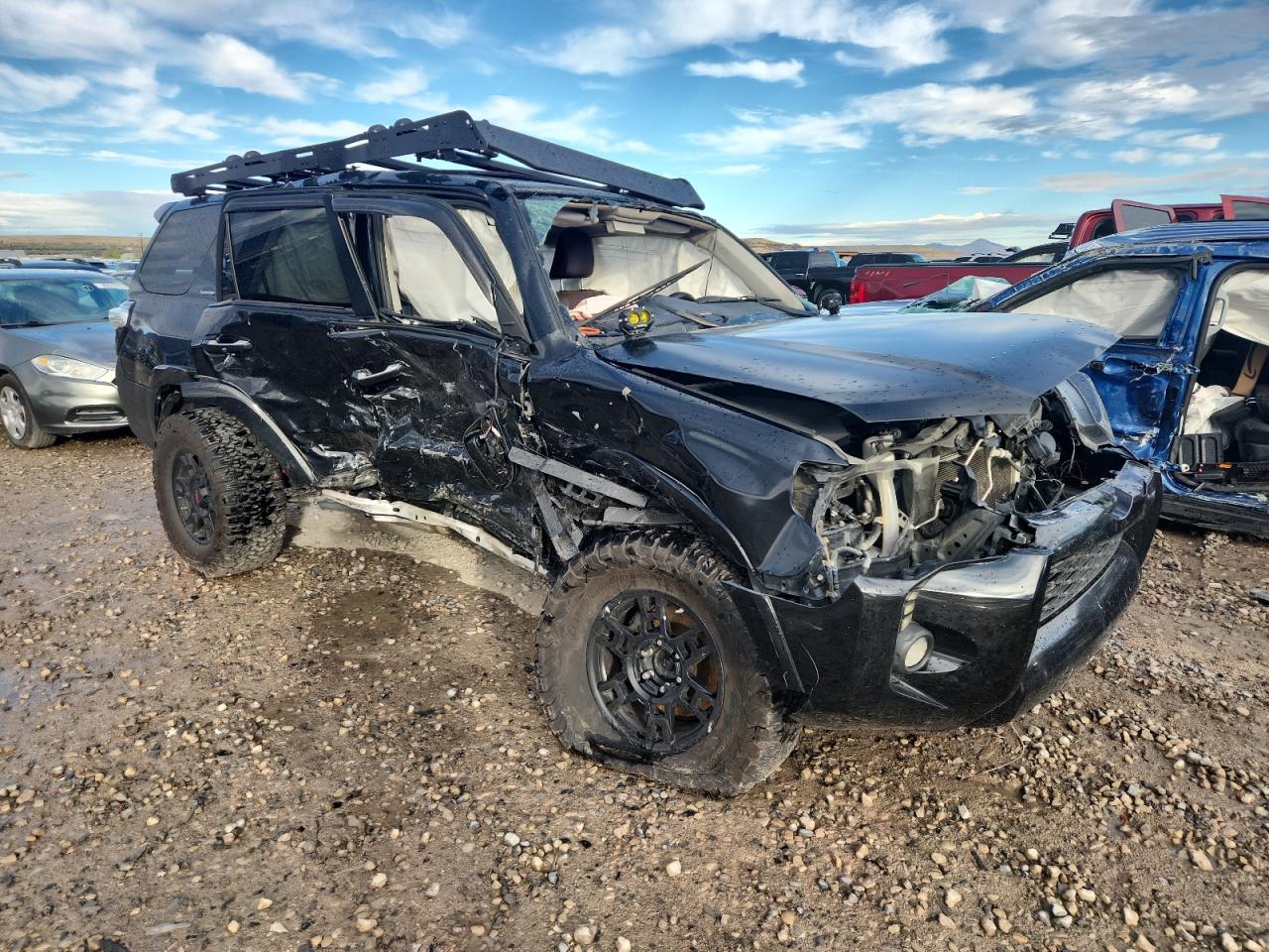 TOYOTA 4RUNNER SR5/SR5 PREMIUM