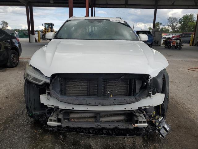 2019 VOLVO XC60 T5 MO LYV102DK8KB202716