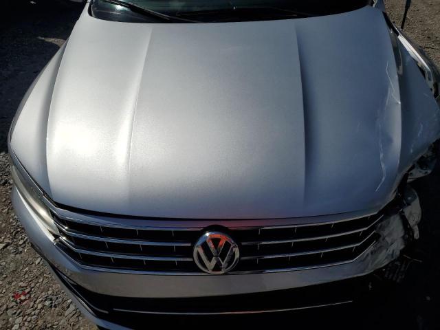 2017 VOLKSWAGEN PASSAT SEL 1VWCT7A33HC062277