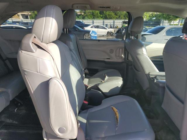 2021 TOYOTA SIENNA XLE #3278770625