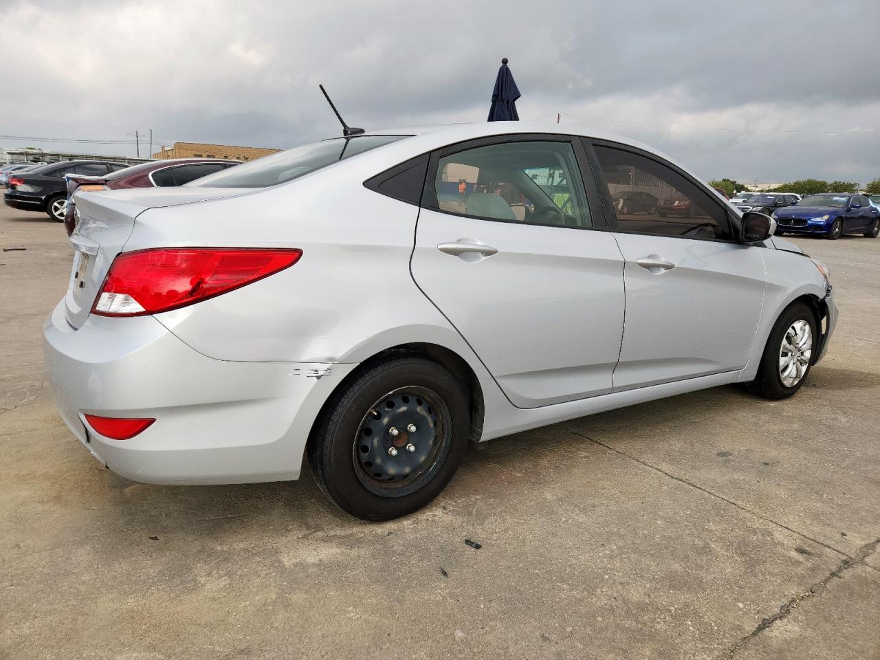 HYUNDAI ACCENT SE