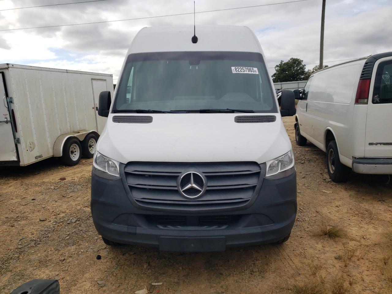 MERCEDES-BENZ SPRINTER 2500