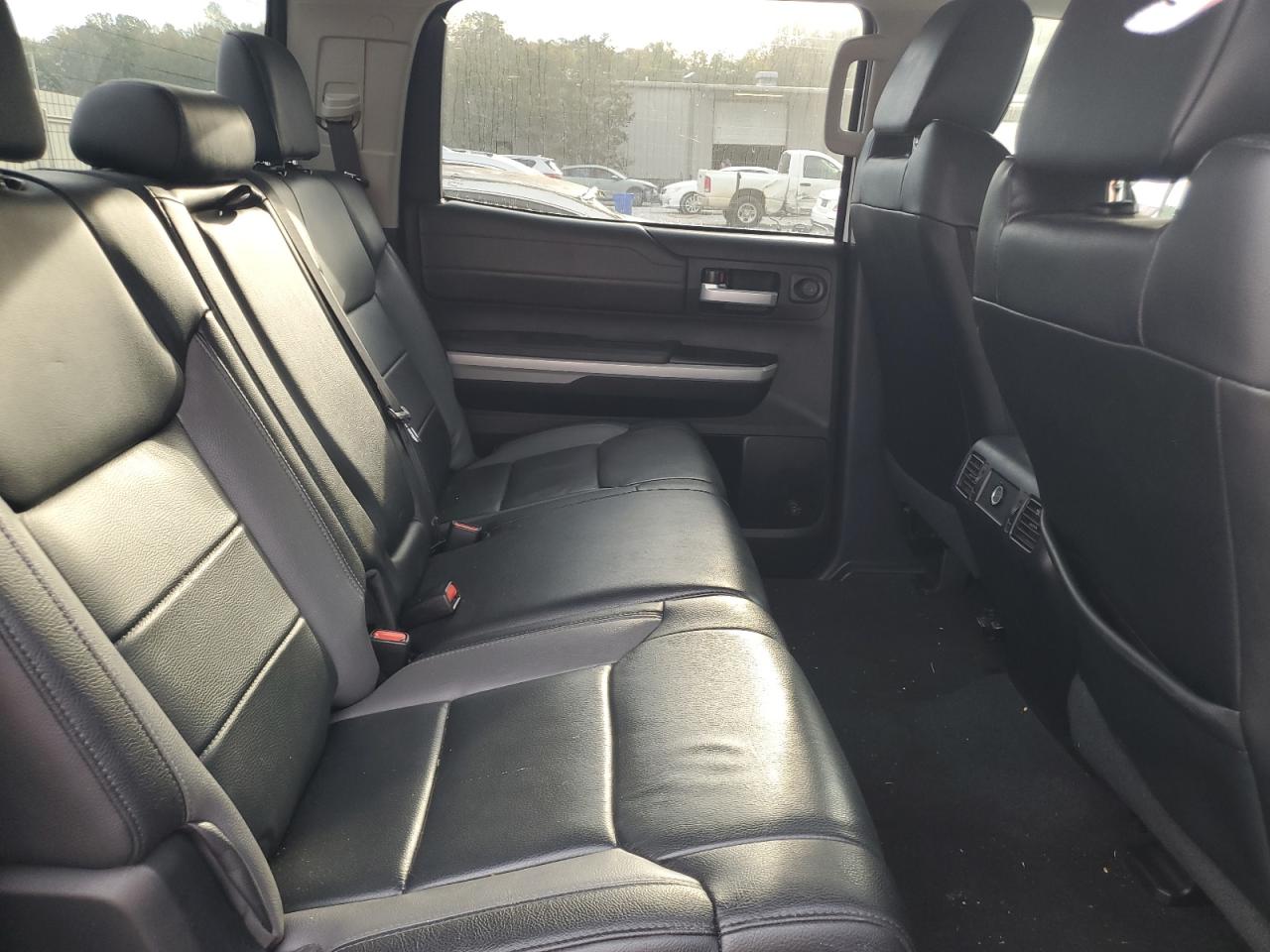 TOYOTA TUNDRA CREWMAX LIMITED