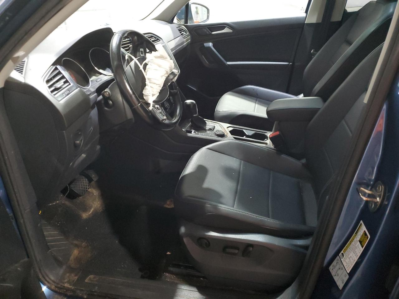 VOLKSWAGEN TIGUAN SE