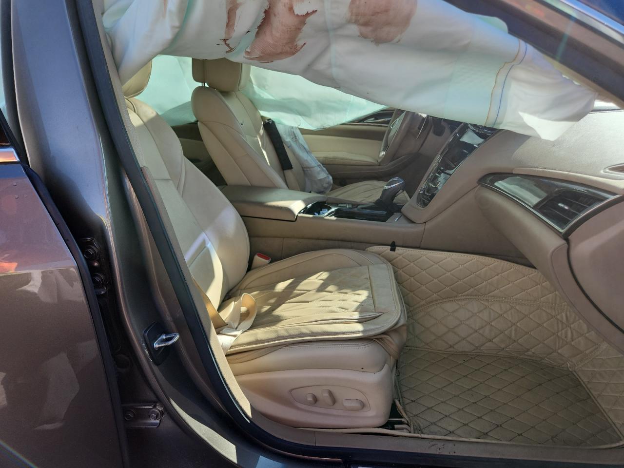 CADILLAC CTS LUXURY COLLECTION