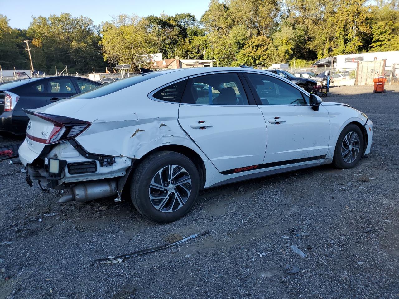 HYUNDAI SONATA HYBRID
