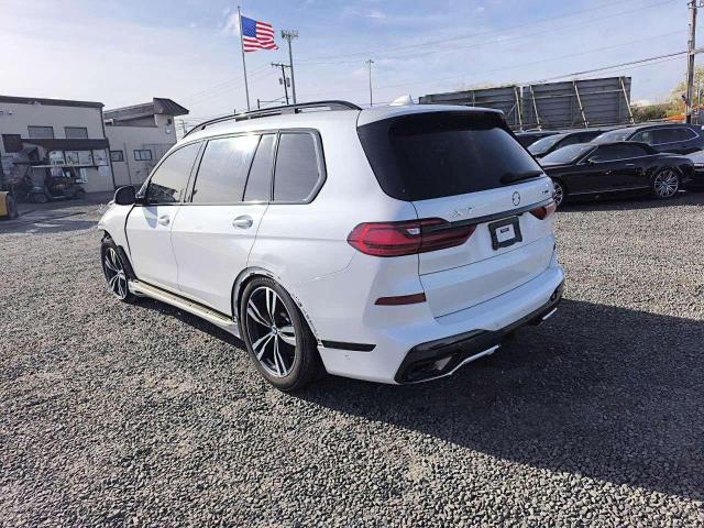 2021 BMW X7 XDRIVE4 5UXCW2C07M9E75280