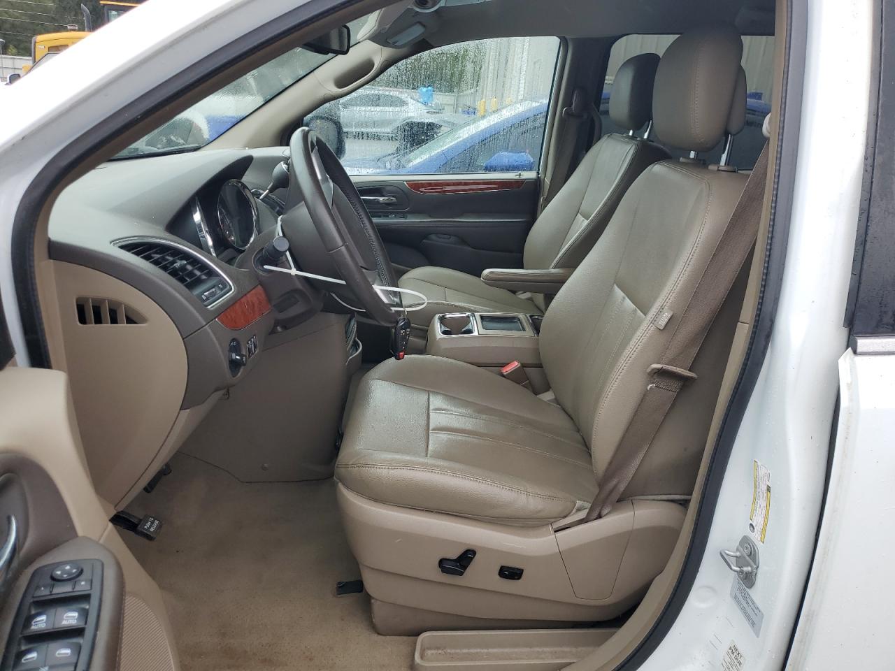 CHRYSLER TOWN & COUNTRY TOURING