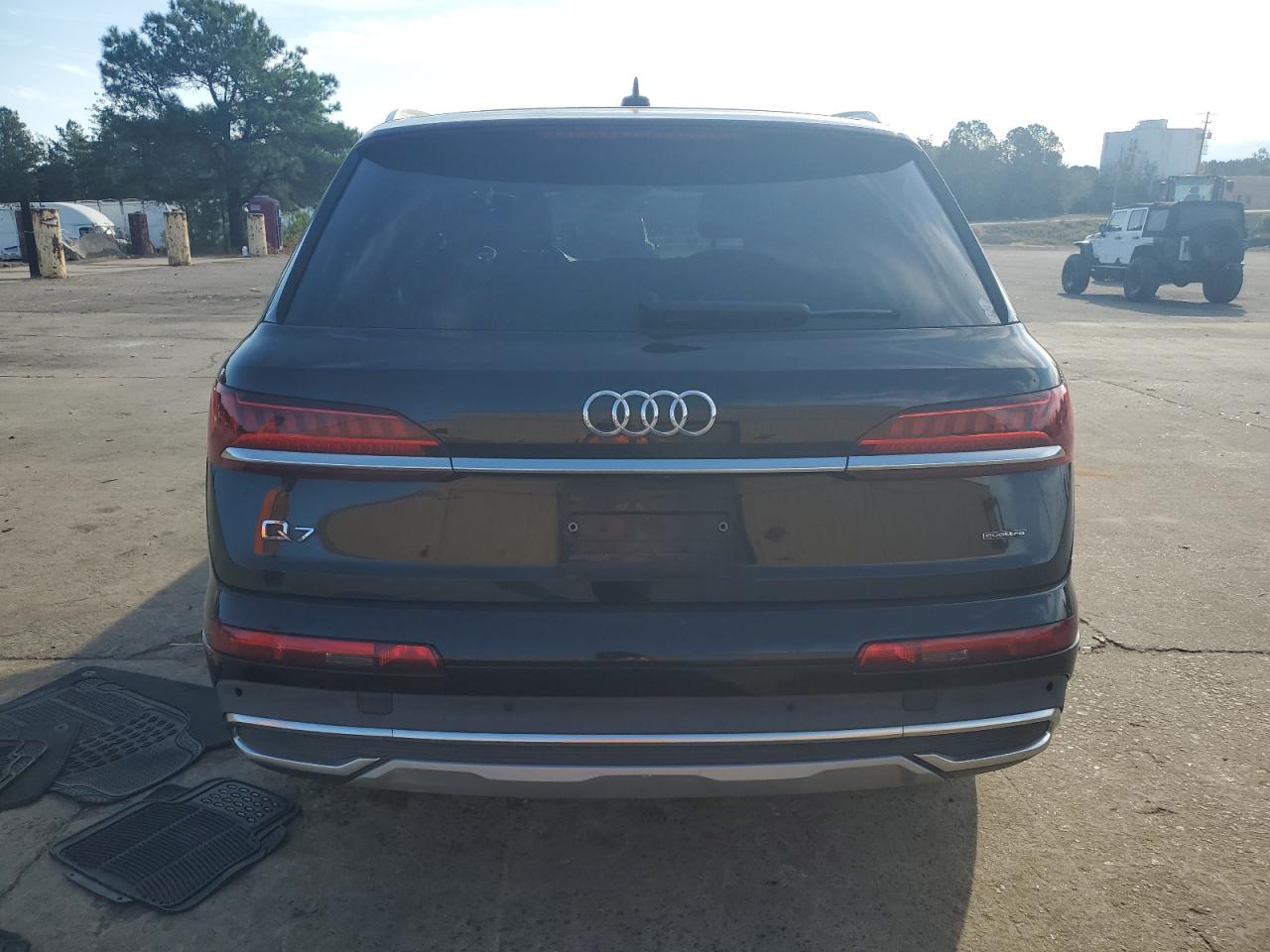 AUDI Q7 PREMIUM PLUS