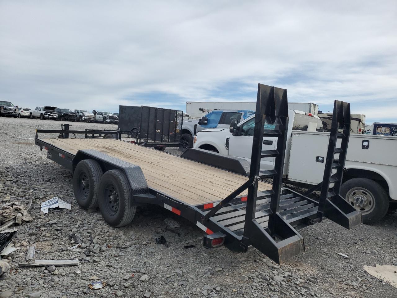 Lot #3273796356 2025 TRIPLE CROWN UNKNOWN