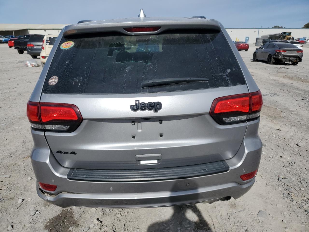 JEEP GRAND CHEROKEE LAREDO