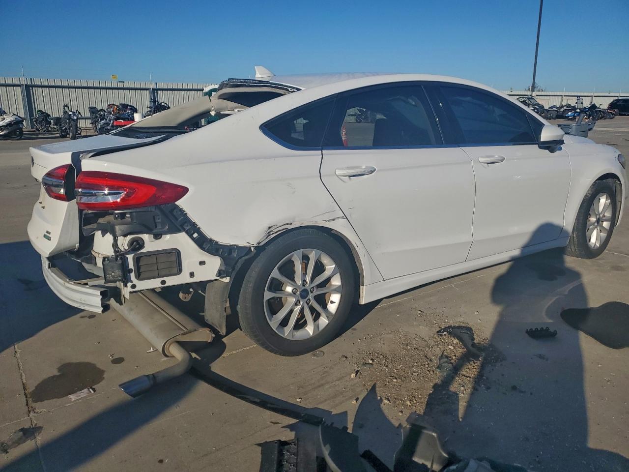 FORD FUSION SE