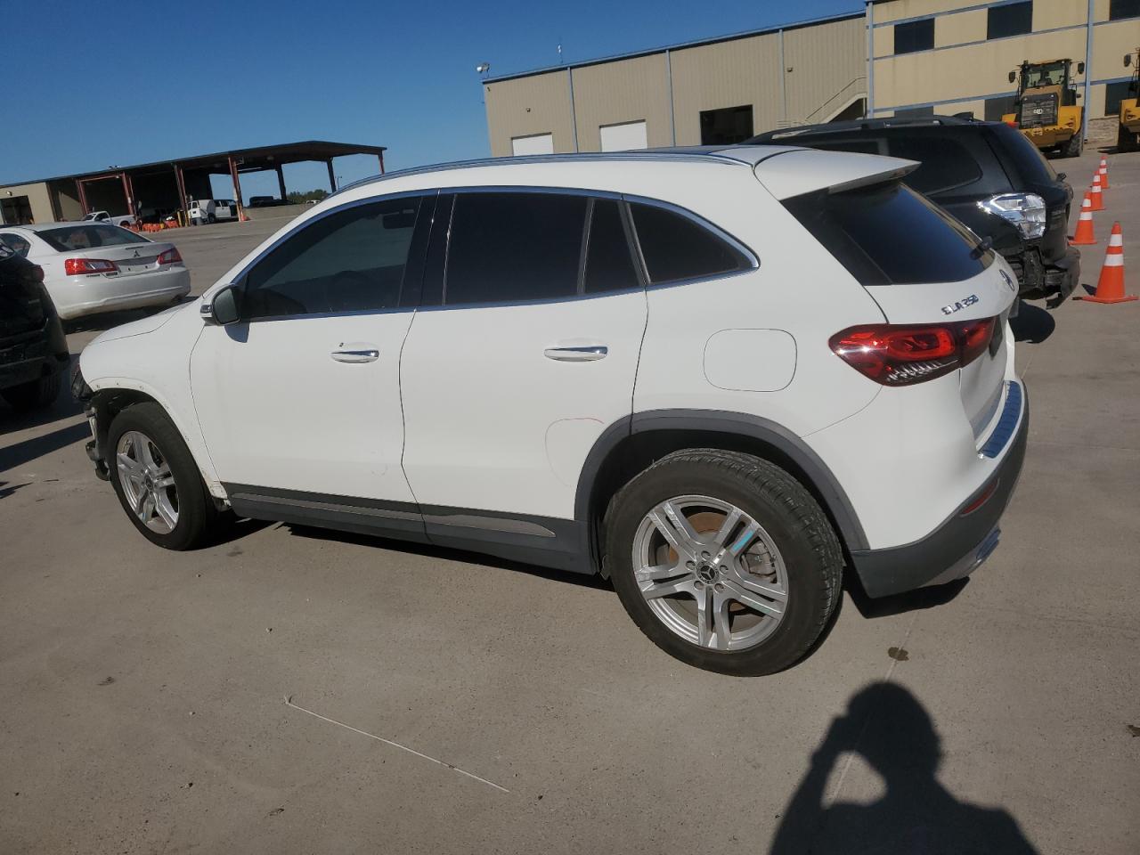 MERCEDES-BENZ GLA-CLASS 250 4MATIC