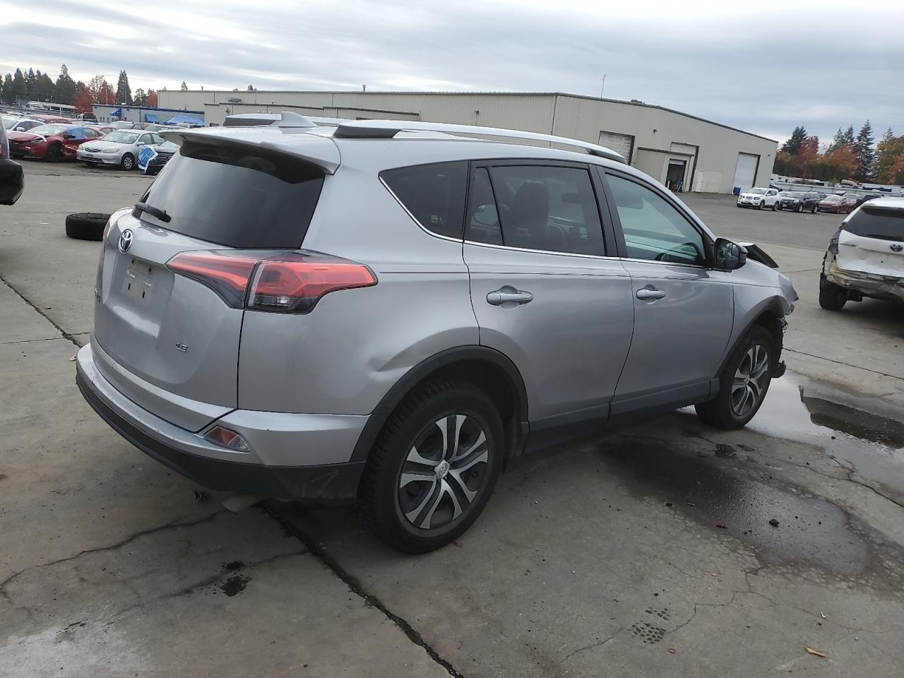 TOYOTA RAV4 LE