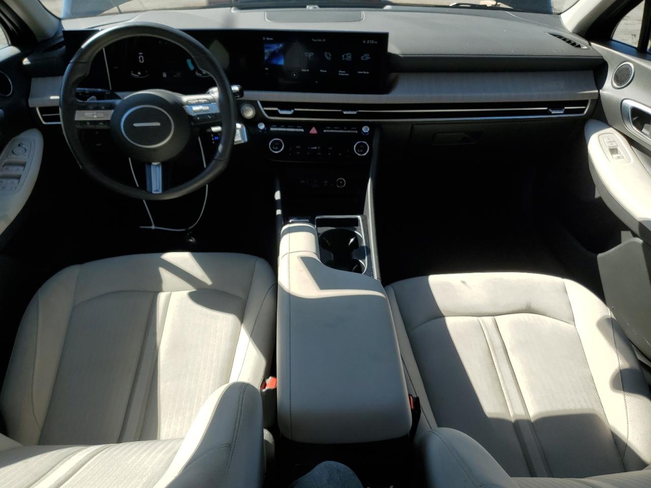 HYUNDAI SONATA HYBRID