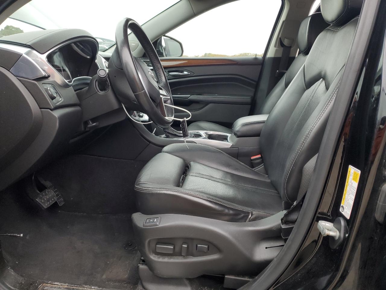 CADILLAC SRX LUXURY COLLECTION