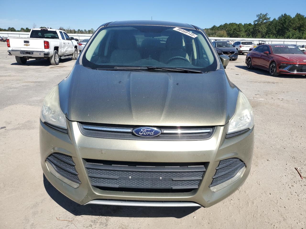 FORD ESCAPE SE