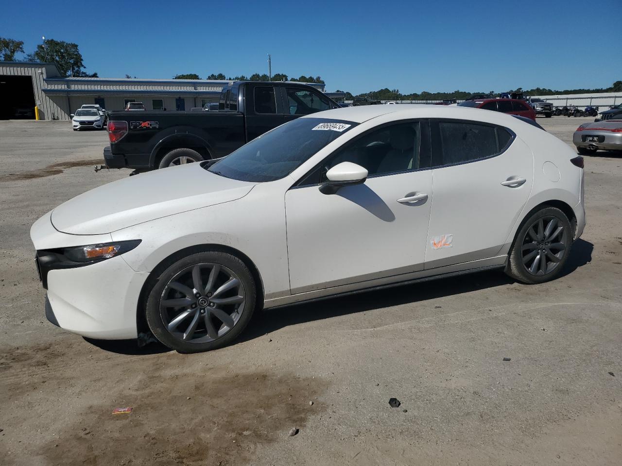 MAZDA 3 PREFERRED