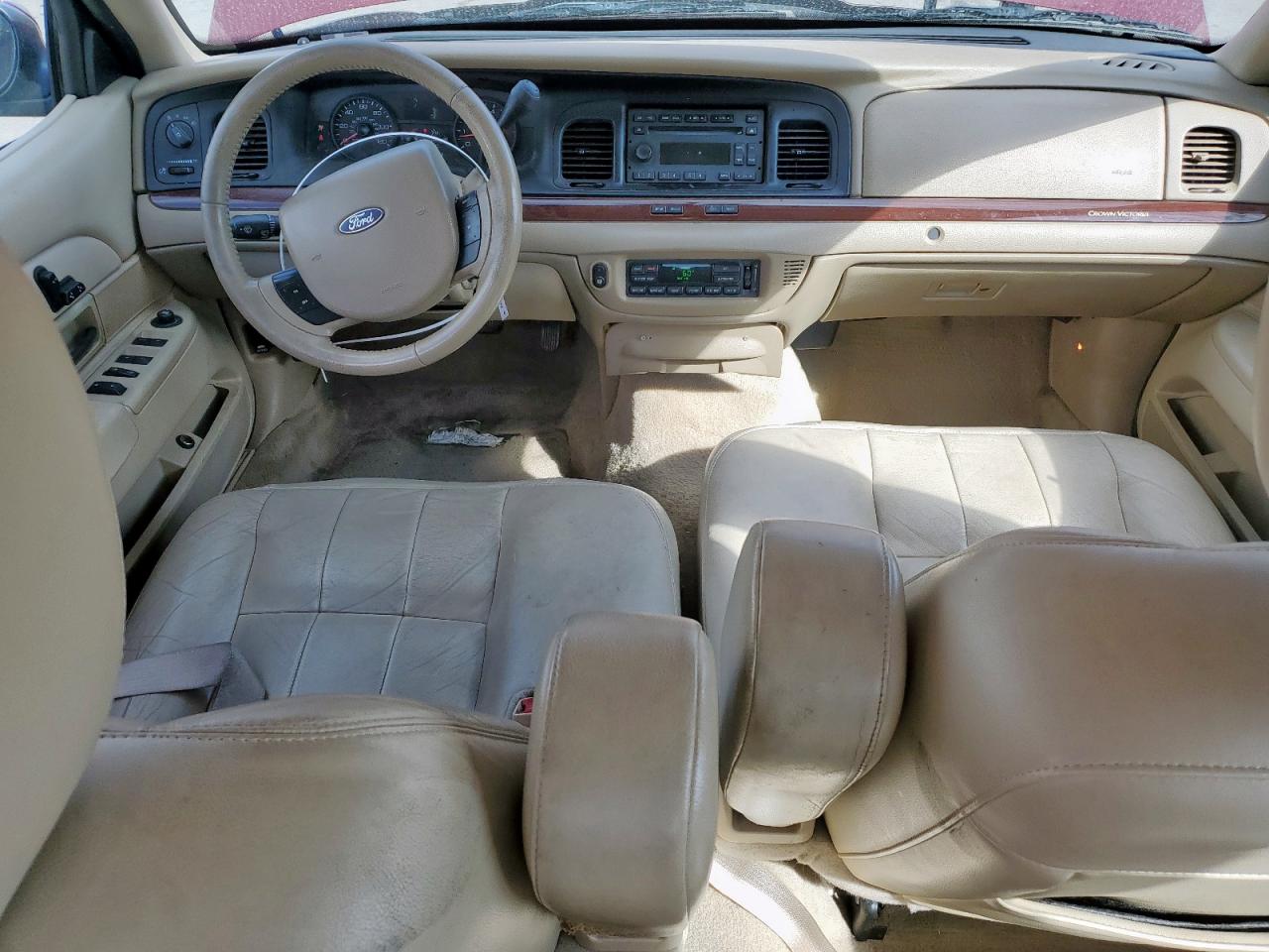 FORD CROWN VICTORIA LX