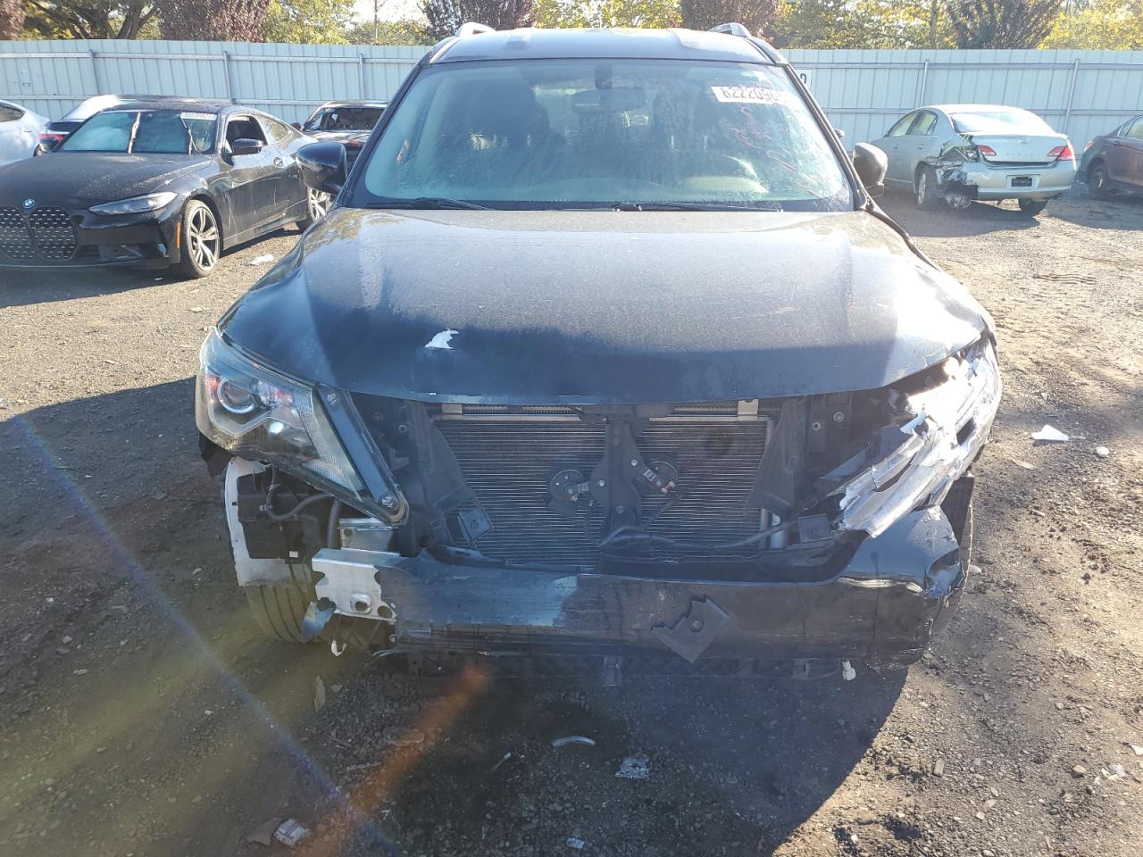 Lot #3318869932 2017 NISSAN PATHFINDER S