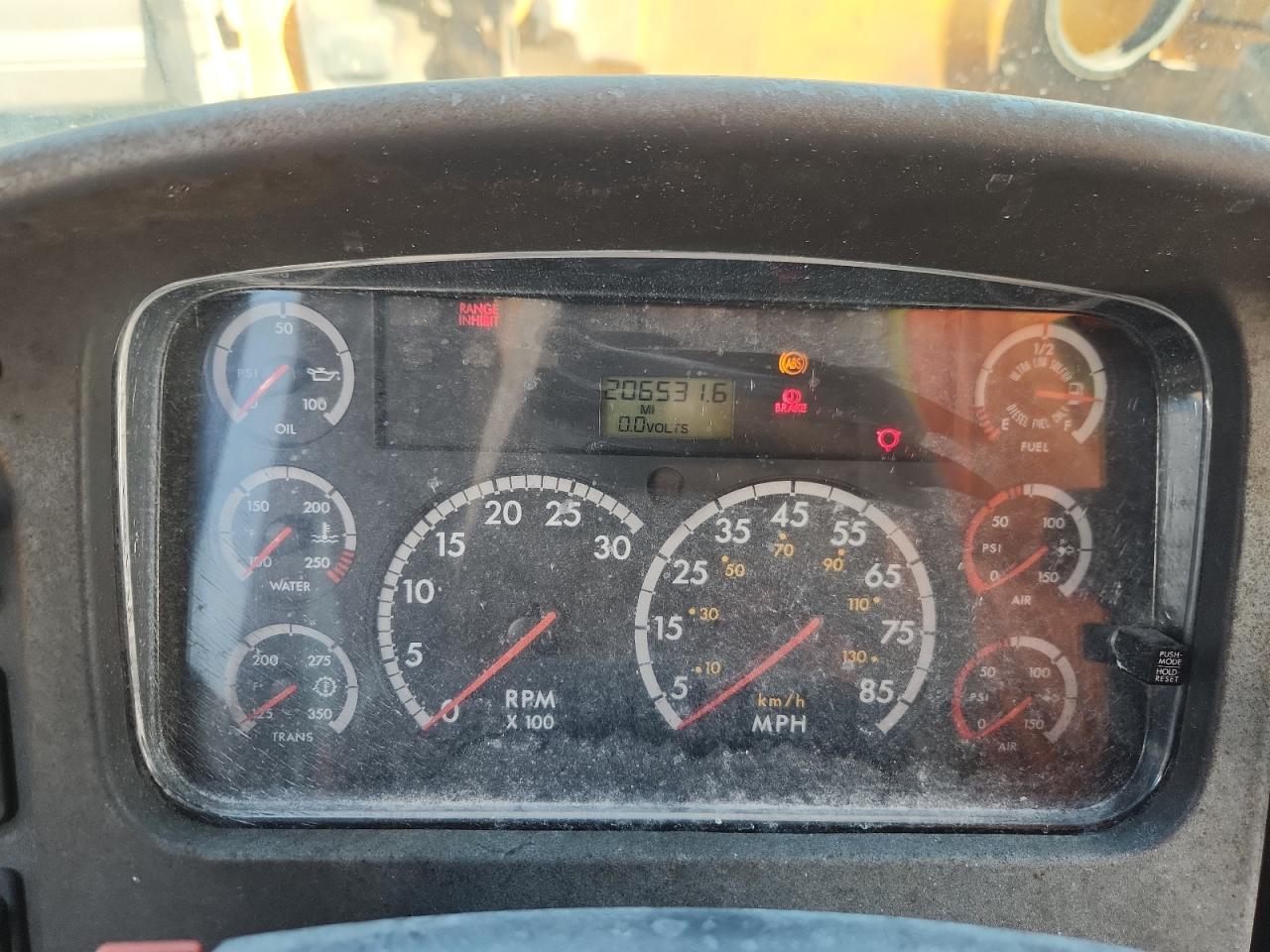 Lot #3287412363 2009 THOMABUSES SAF-T-LINER C2