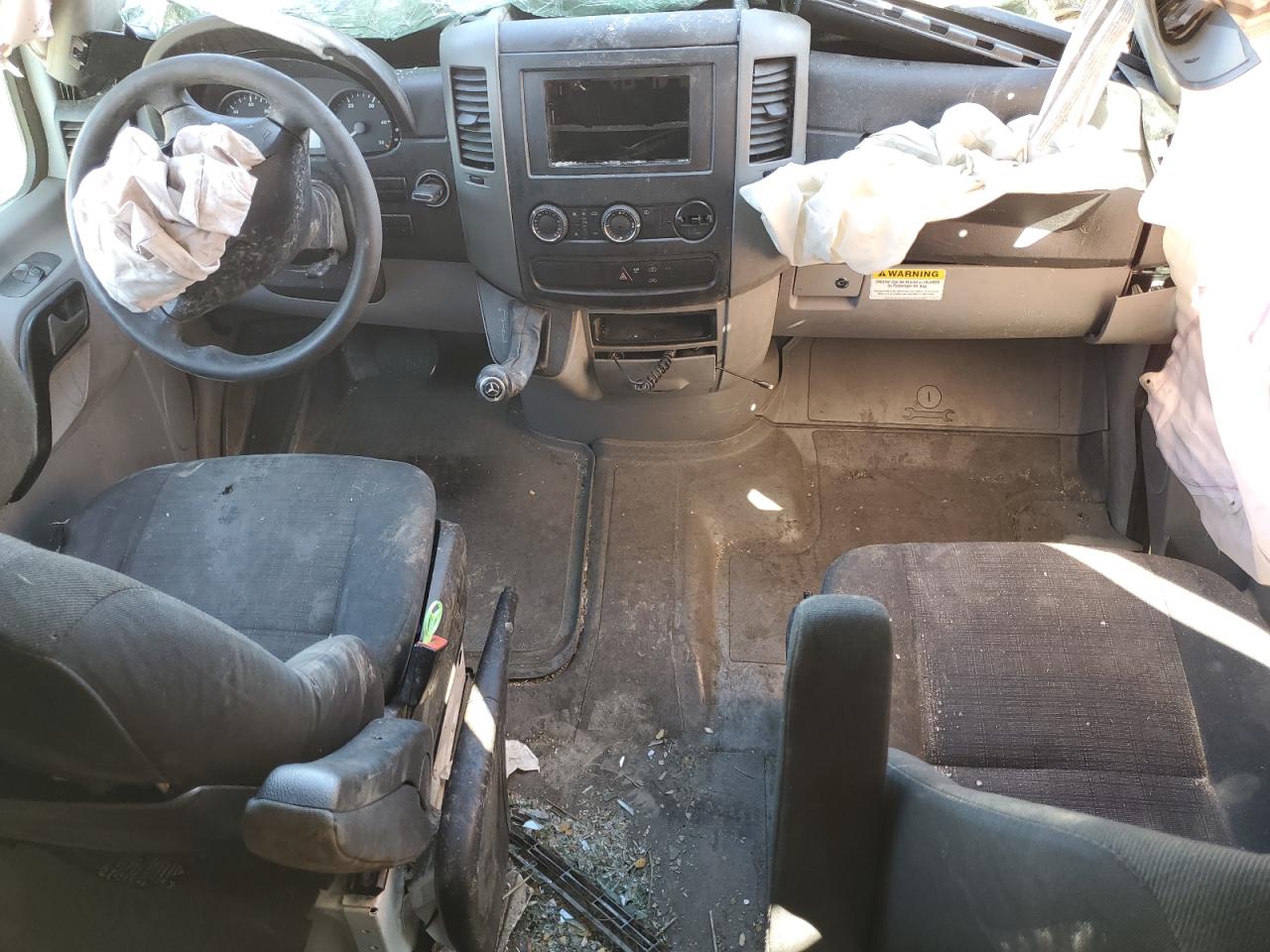 MERCEDES-BENZ SPRINTER 2500