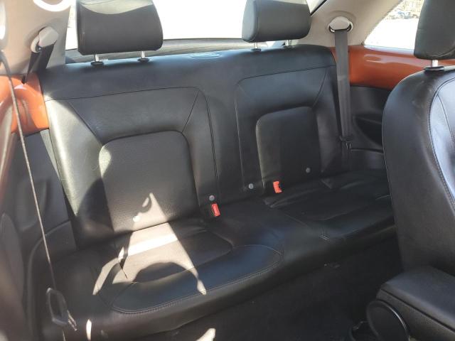 2010 VOLKSWAGEN NEW BEETLE - 3VWRW3AGXAM034218