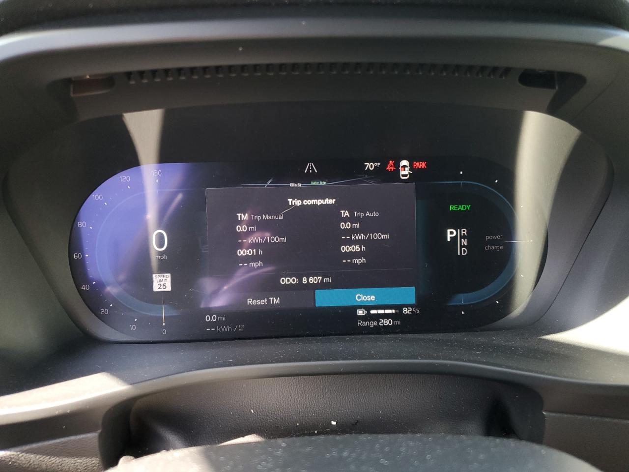 VOLVO XC40 RECHARGE PLUS