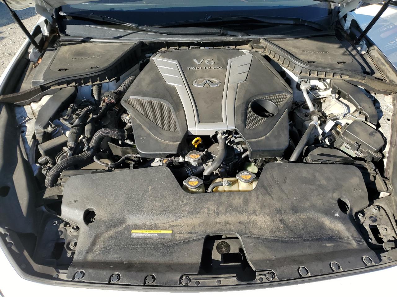 INFINITI Q50 RED SPORT 400