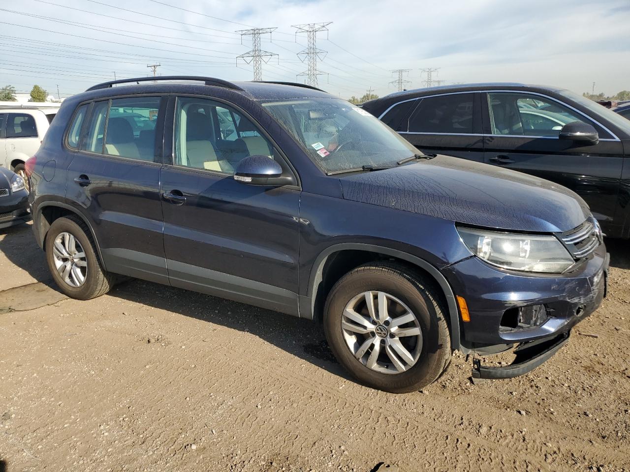 VOLKSWAGEN TIGUAN S