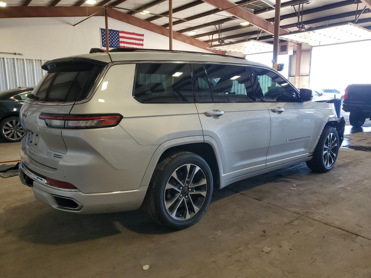 JEEP GRAND CHEROKEE L OVERLAND