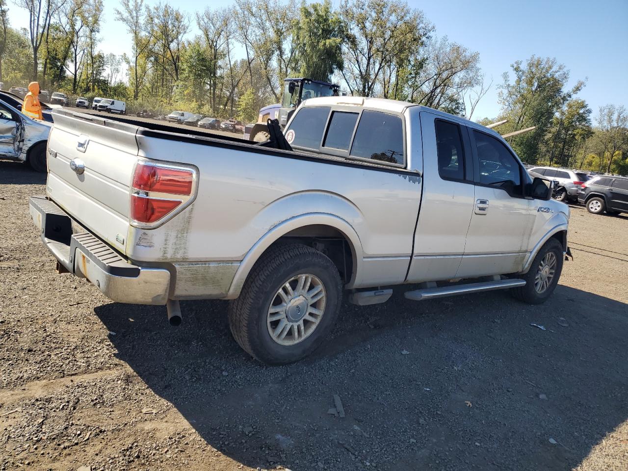 FORD F-150 SUPER CAB