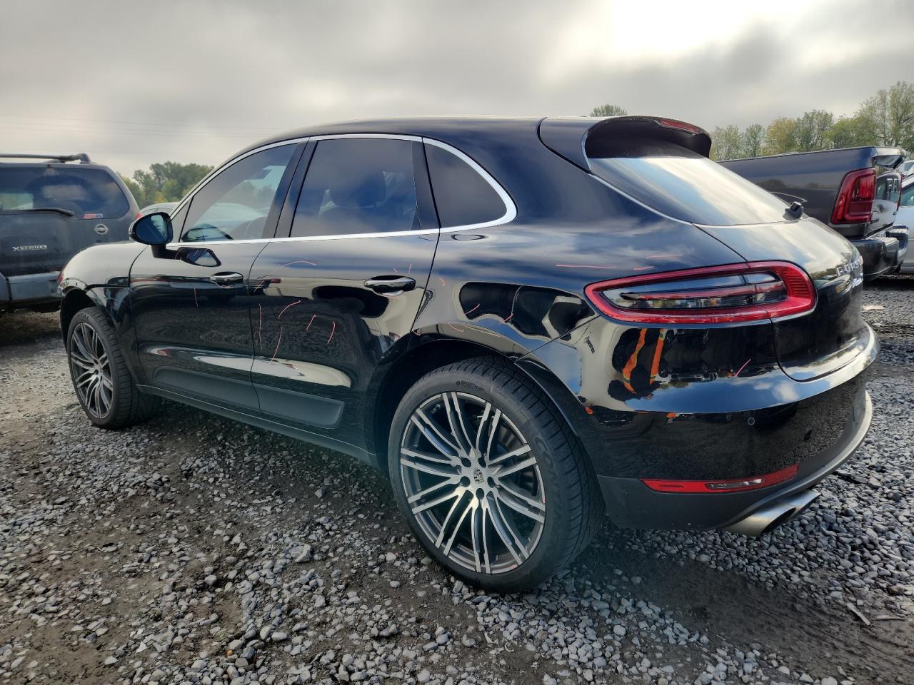 PORSCHE MACAN S